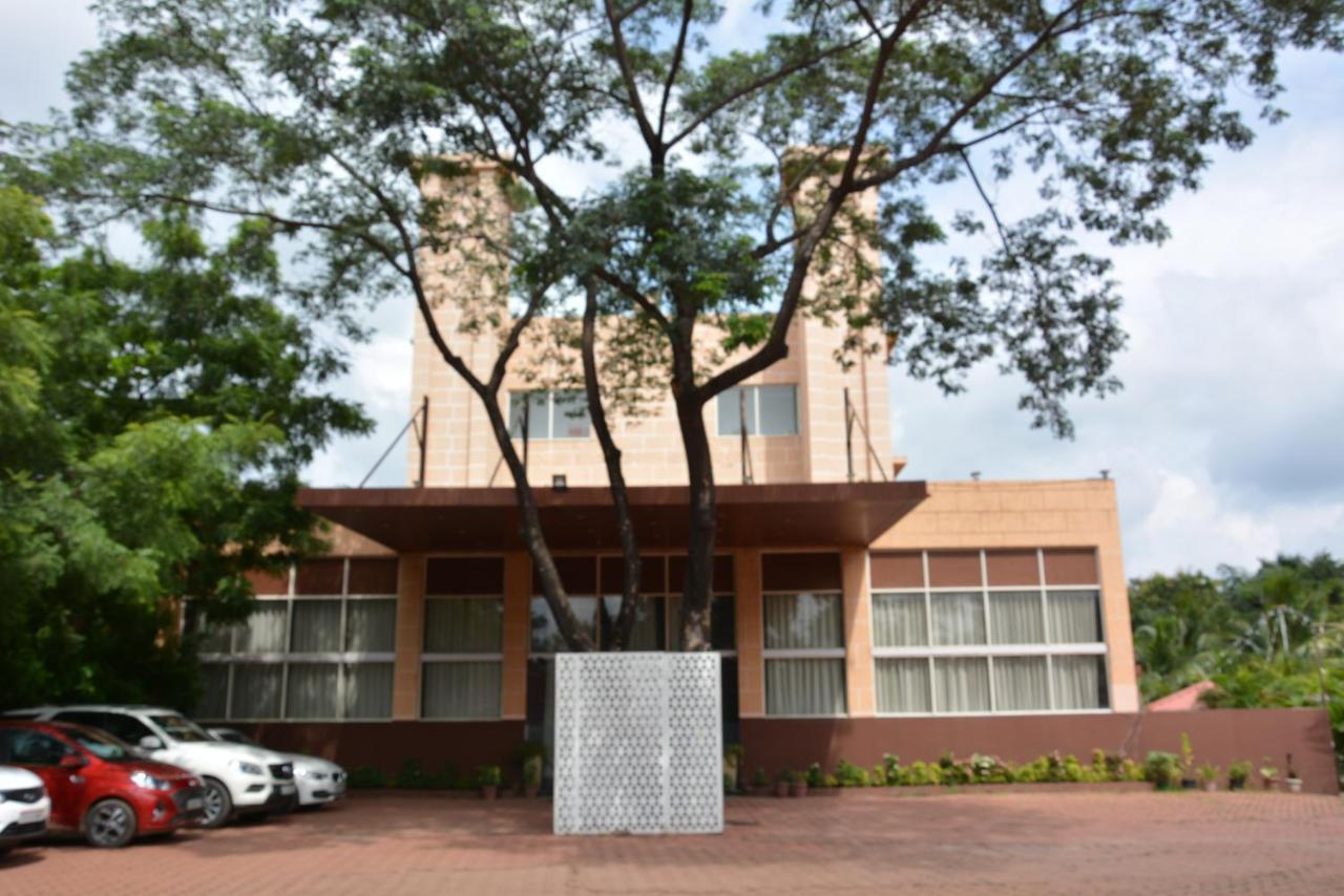 The Grand Neelam Hotel Raipur  ภายนอก รูปภาพ